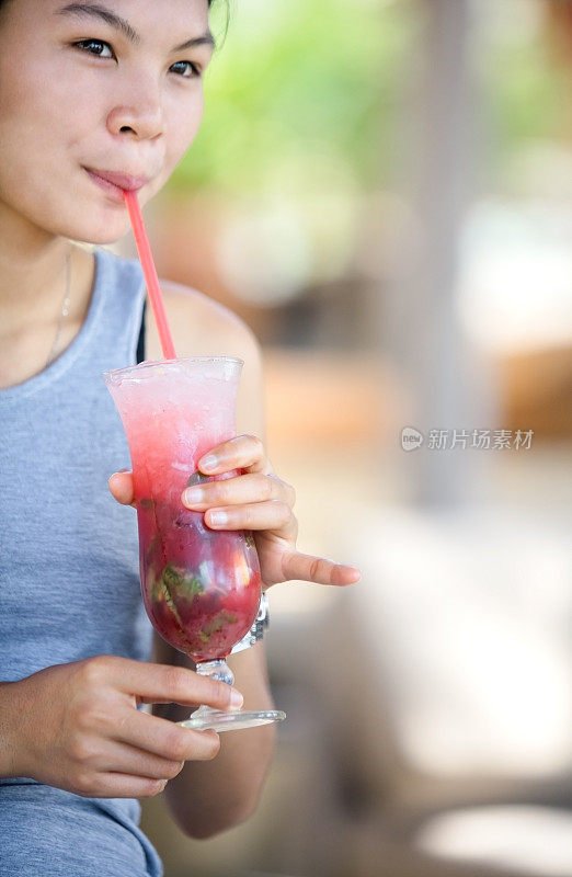 夏季鸡尾酒