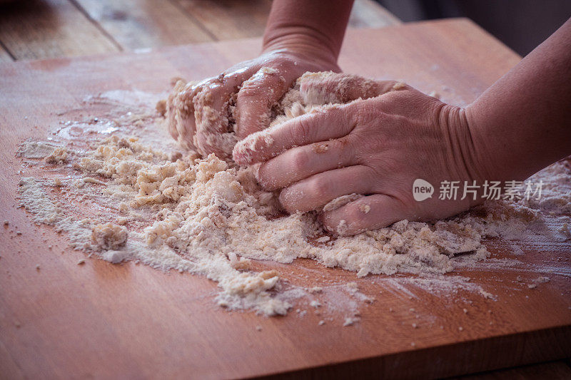 姜饼制作，特写