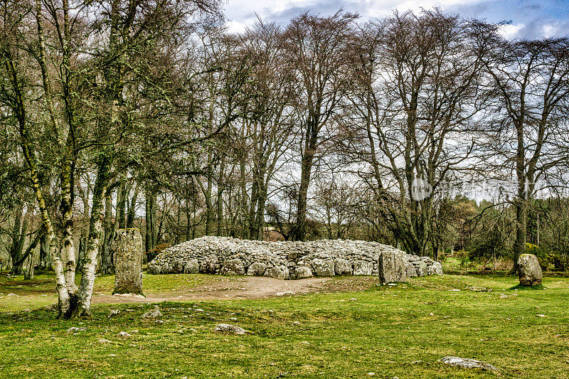 苏格兰克拉瓦凯恩斯的巴尔努兰，青铜时代的石器圈