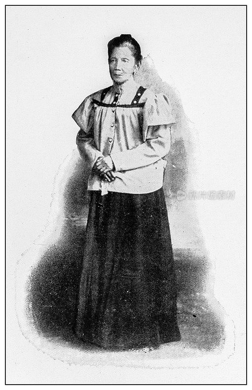 古董黑白照片:菲律宾领导人阿圭纳尔多的母亲