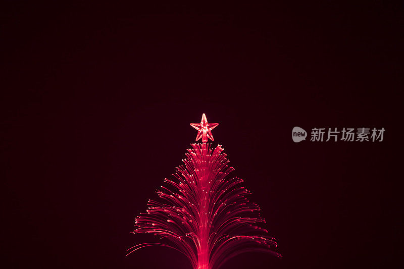 光纤圣诞树(红色)带有复制空间