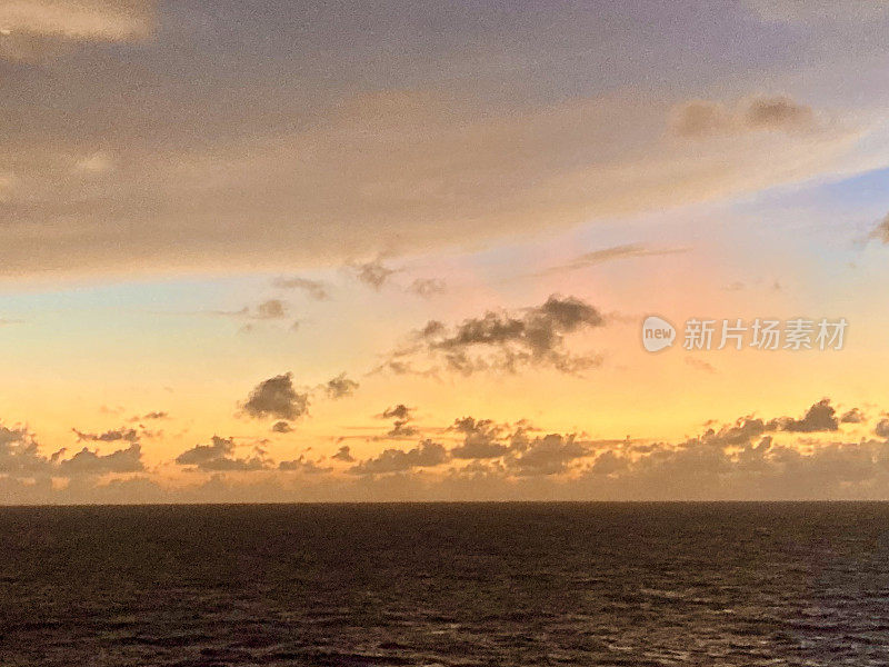 加勒比-日落从邮轮