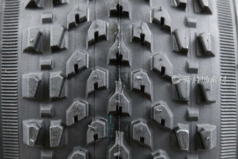 自行车轮胎的胎面