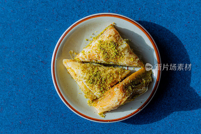 食物照片-各种主菜，开胃菜，甜点等。