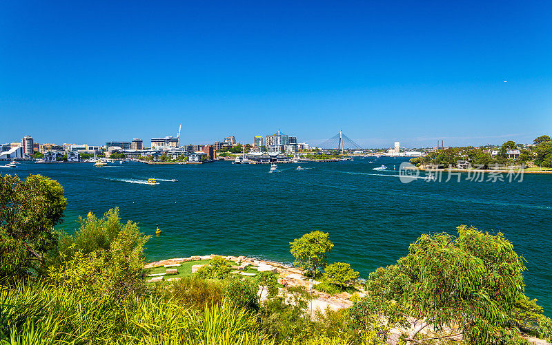 从Barangaroo保护区公园看到的悉尼港