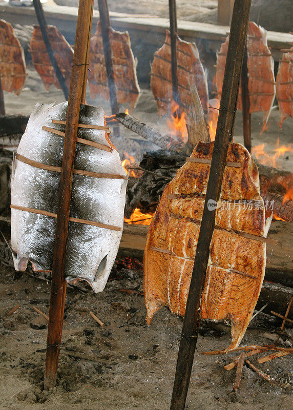 美国土著传统鲑鱼制作