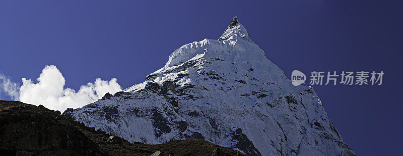 壮观的山顶，山顶全景，雪峰，冰川，喜马拉雅山尼泊尔