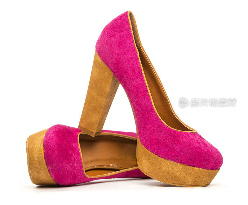 粉色和棕色麂皮高跟鞋