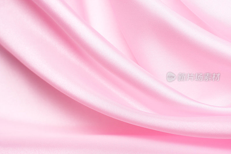 一块粉红色的缎子织物