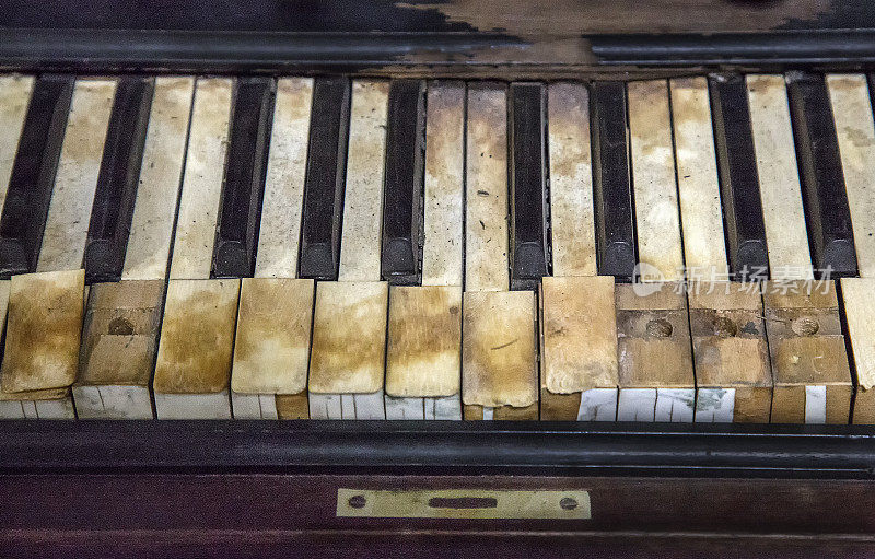 老时间钢琴