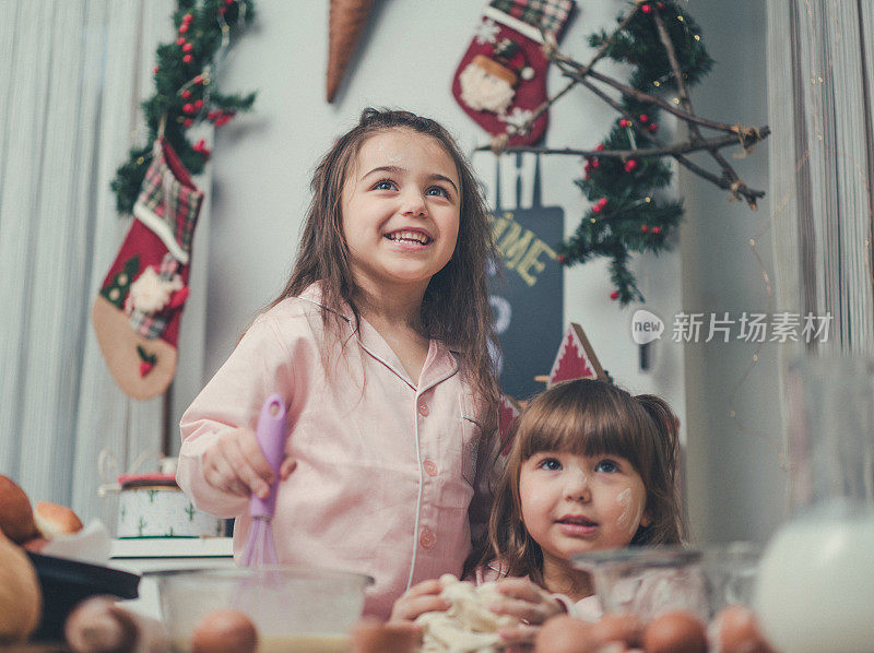 女儿是厨房里的好帮手