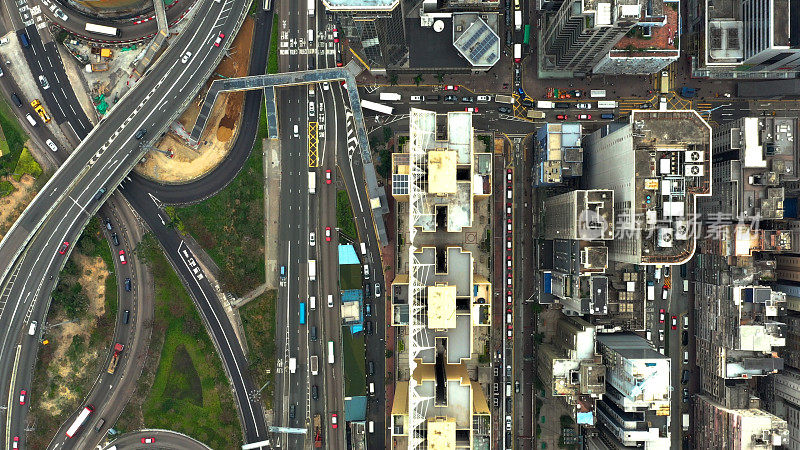 香港交通和道路的直接上方