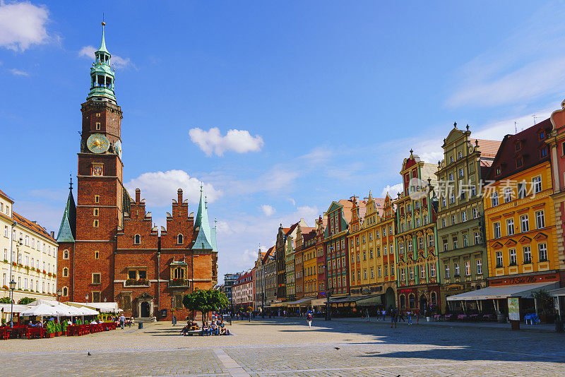 波兰市场广场上的弗罗茨瓦夫市政厅