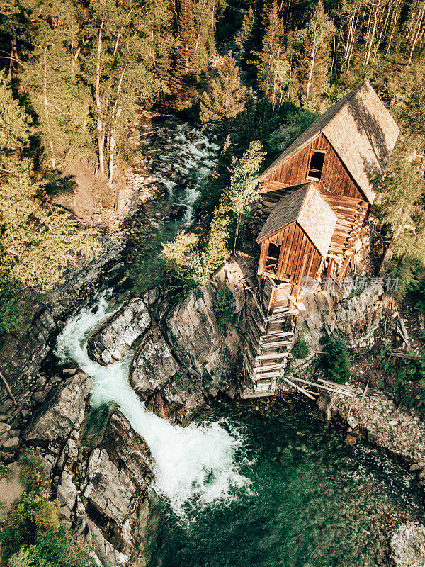 科罗拉多州的废弃小屋