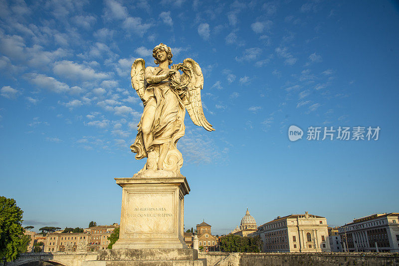 罗马:贝尔尼尼画的黎明时分的罗马天使。
罗马:贝尔尼尼的罗马天使