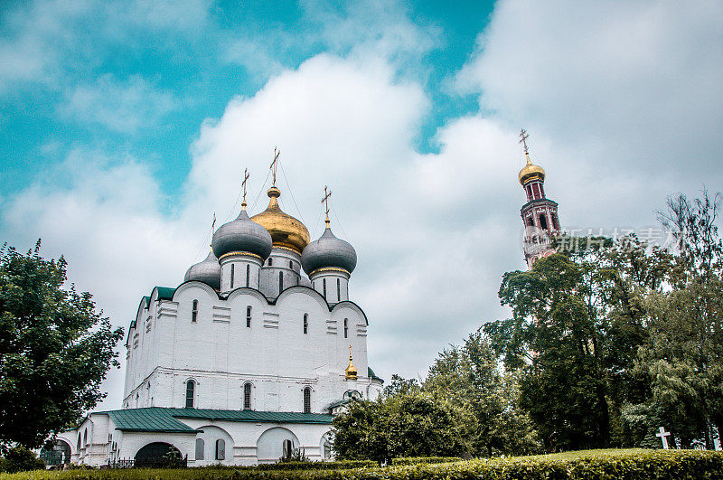 俄罗斯莫斯科斯摩棱斯克圣母大教堂的金银圆顶