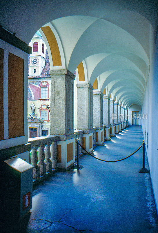 1989年旧正片扫描，意大利霍夫堡布里森布里萨诺内大教堂修道院