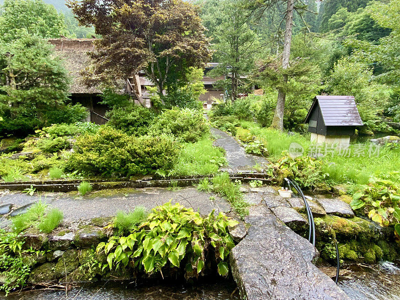 日本-白川古村-自然与建筑