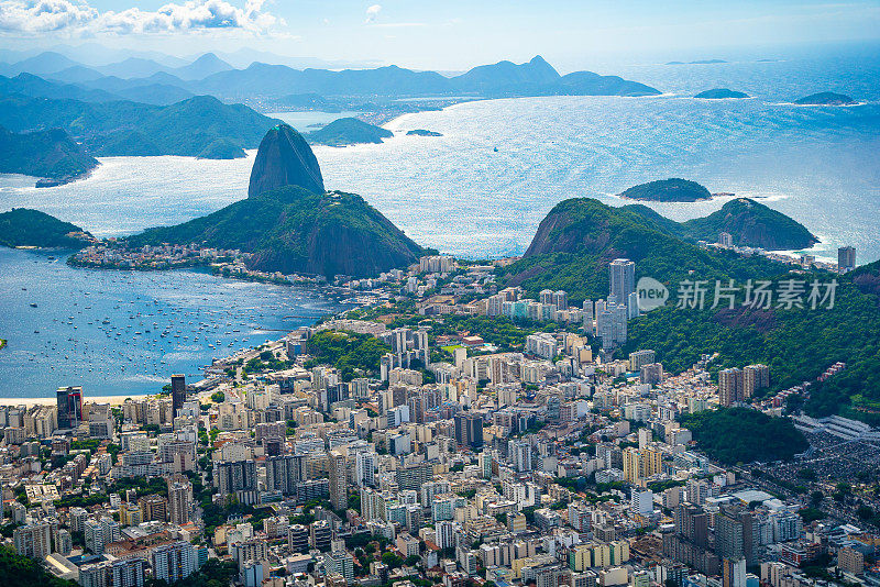 巴西里约热内卢的甜面包山。博塔弗戈湾全景