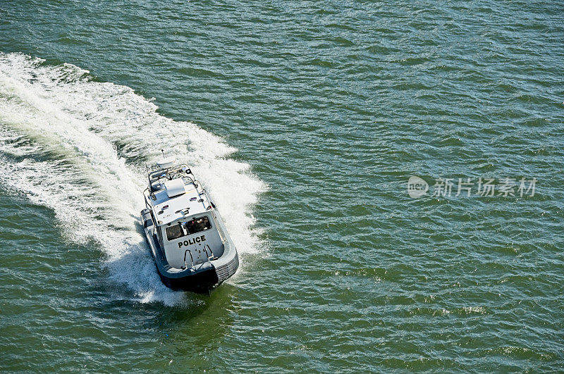 迈阿密-戴德警察船