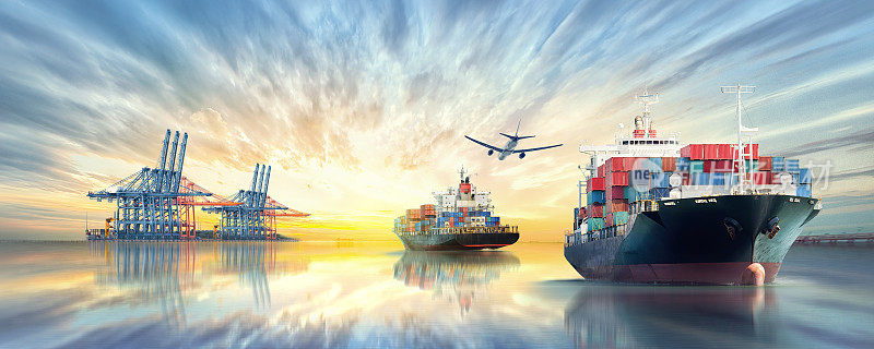 国际集装箱货轮、货运飞机远洋物流运输、货运运输、海运