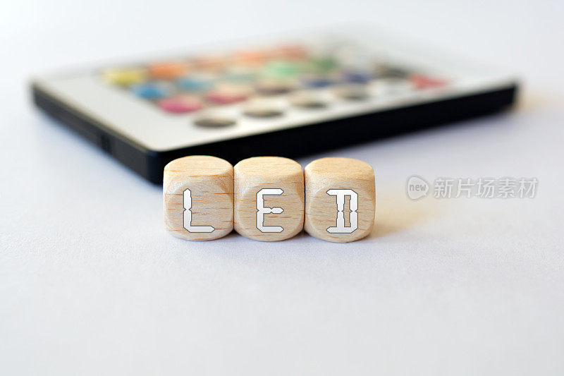 LED遥控器与LED立方体首字母缩写