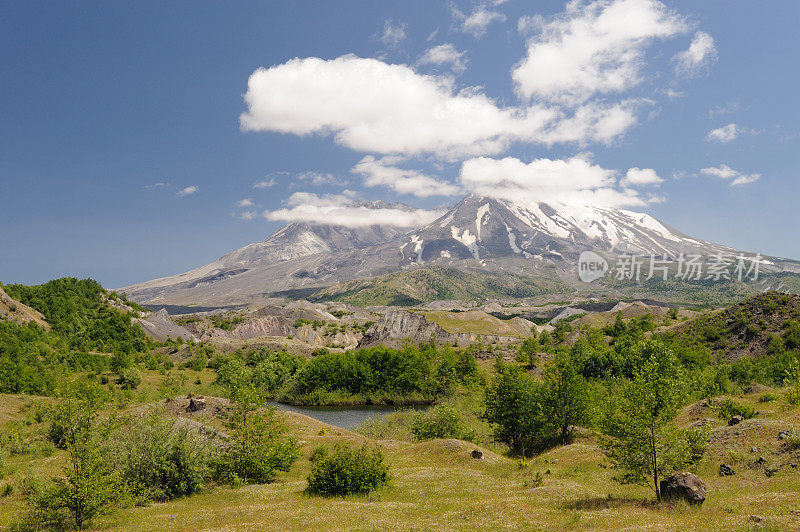 火山景观:圣海伦斯火山