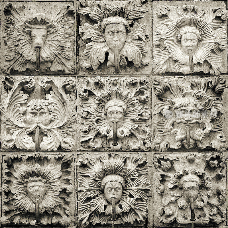 克罗地亚杜布罗夫尼克市中心九个不同的面具形喷泉