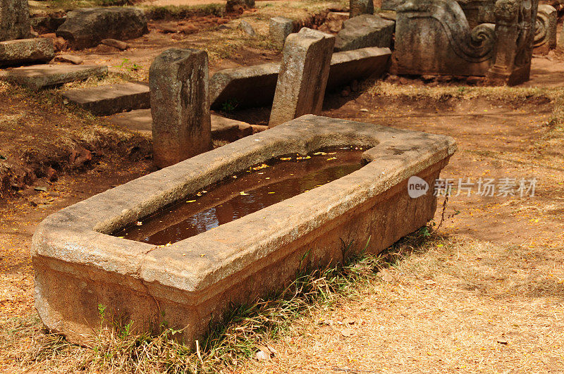 药床,Anuradhapura,斯里兰卡。