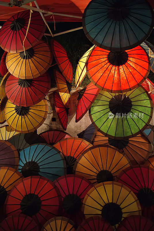琅勃拉邦-阳伞
