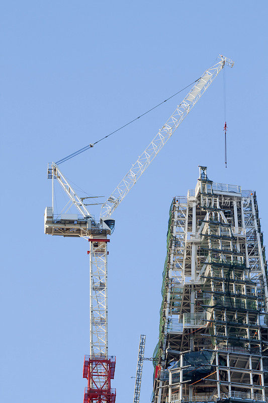 碎片在建设中