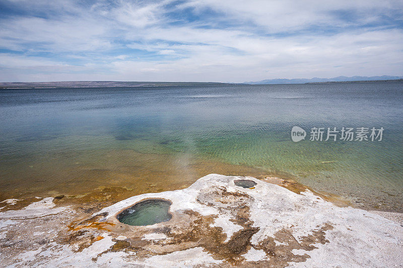 湖滨间歇泉，西拇指间歇泉盆地