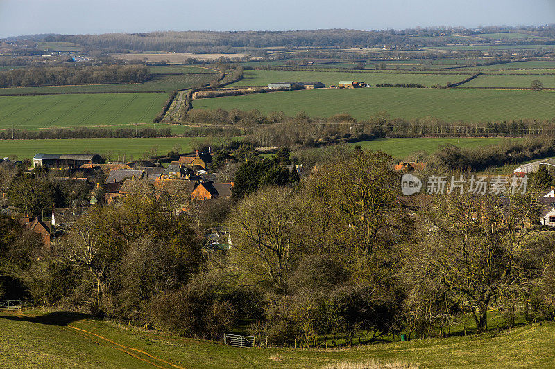伯顿达塞特山俯瞰英国风景，英国中部沃里克郡-拍摄于电影