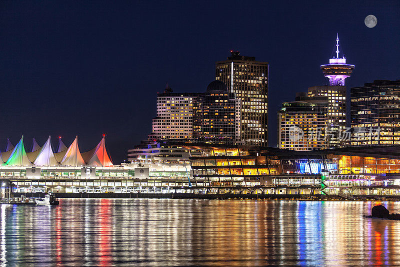 温哥华市中心的夜景