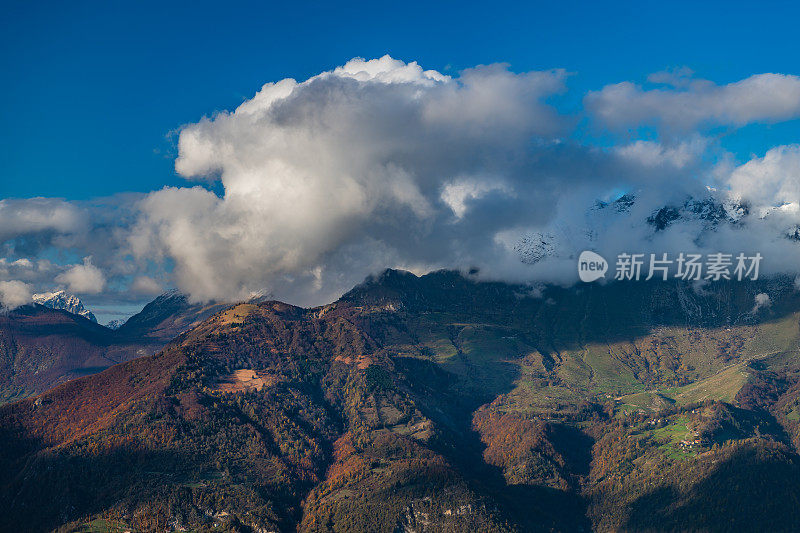 冬季的雪山在朱利安阿尔卑斯山，Primorska，斯洛文尼亚，欧洲