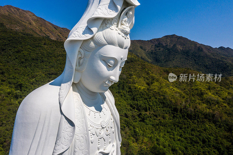 香港大埔慈山佛寺内的观音佛像