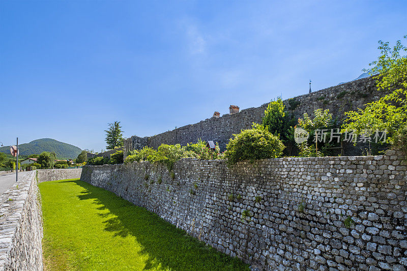 万宗城墙(意大利弗利利-威尼斯朱利亚)