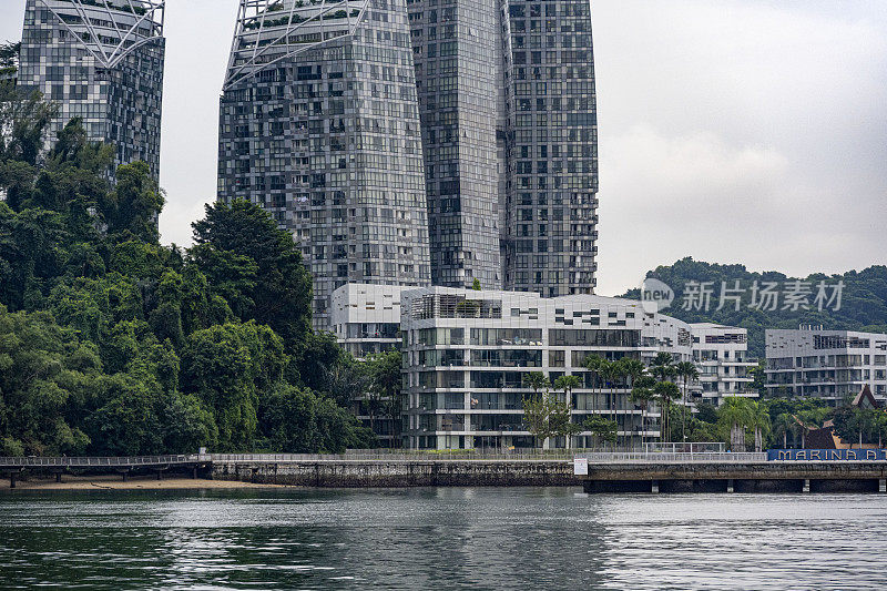 新加坡城市滨水天际线在吉宝湾