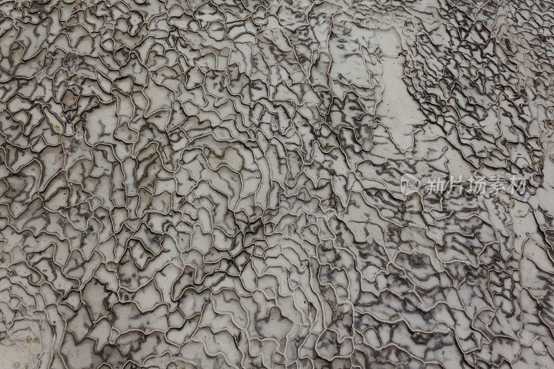 Pamukkale石灰华中的石头纹理特写