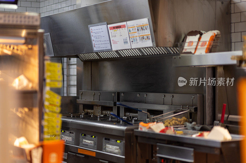 连锁商店快餐炸鸡和薯条机