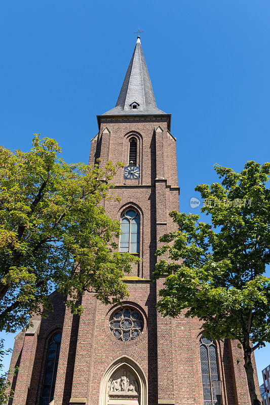 科隆-罗登基兴的圣马泰努斯教堂