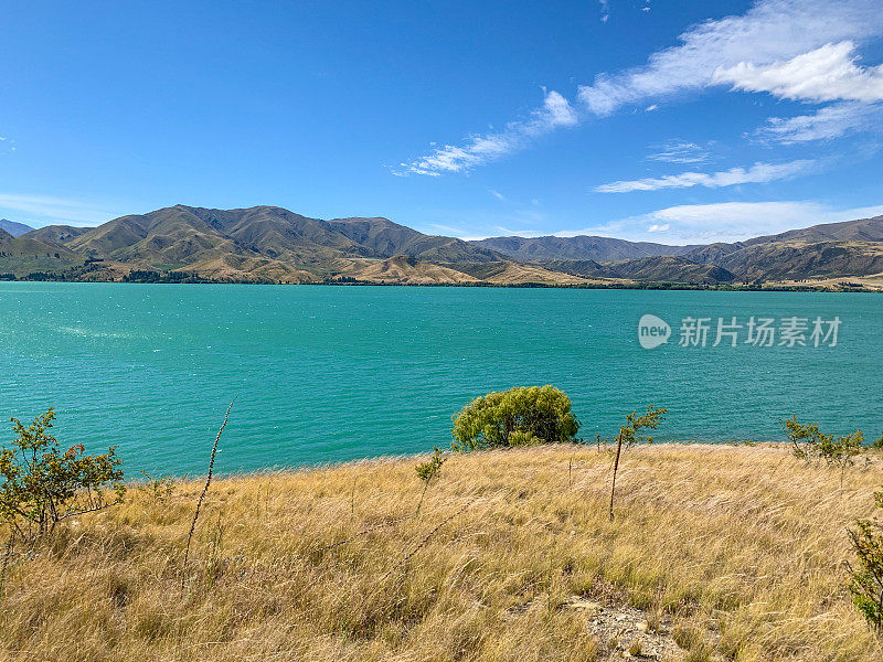 新西兰奥塔哥怀塔基湖的景色