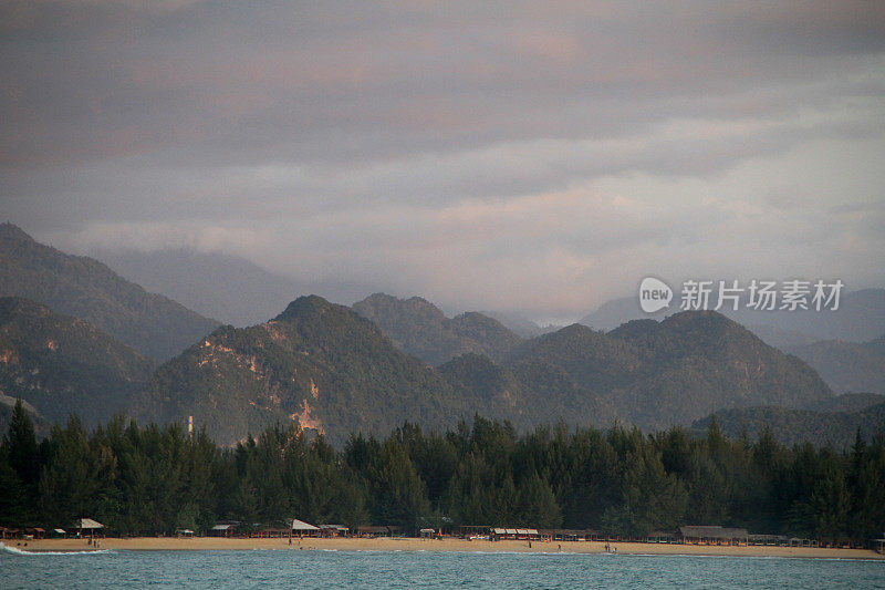 亚齐，seulawah山之间的日出景象