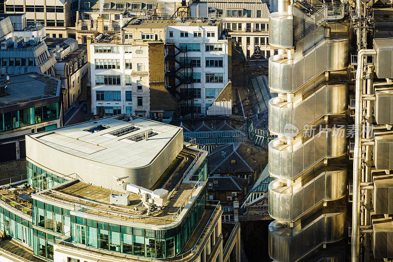 伦敦市中心金融区的高架视图