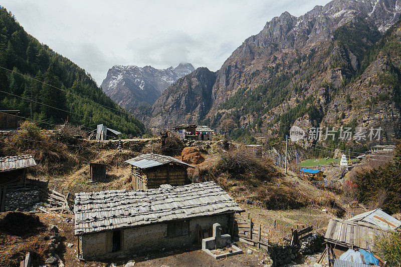 安纳普尔纳峰电路