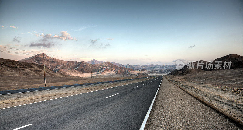 泛美高速公路穿过利马北部的秘鲁