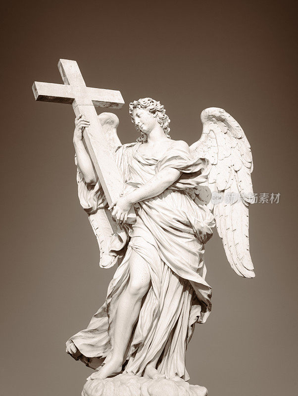 罗马天使雕像-色调单色图像