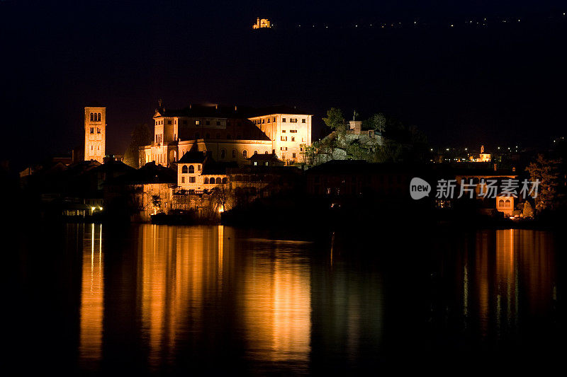 奥尔塔湖，夜景-意大利