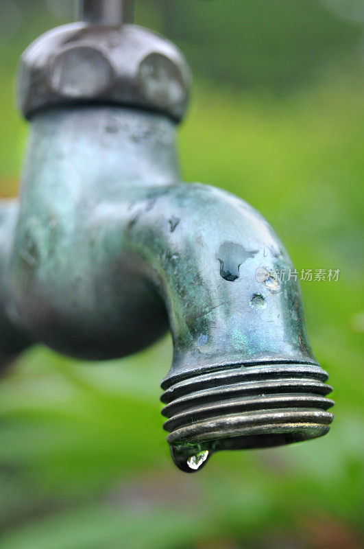 漏水的水龙头