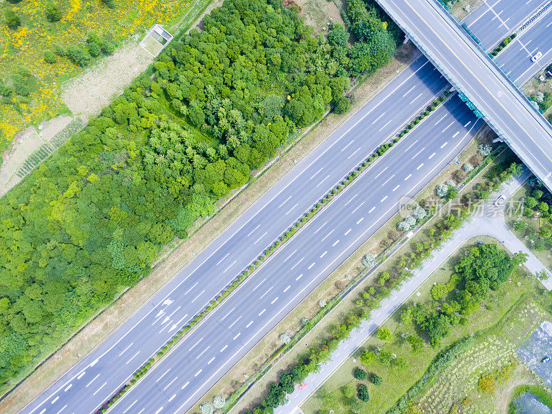 高速公路鸟瞰图